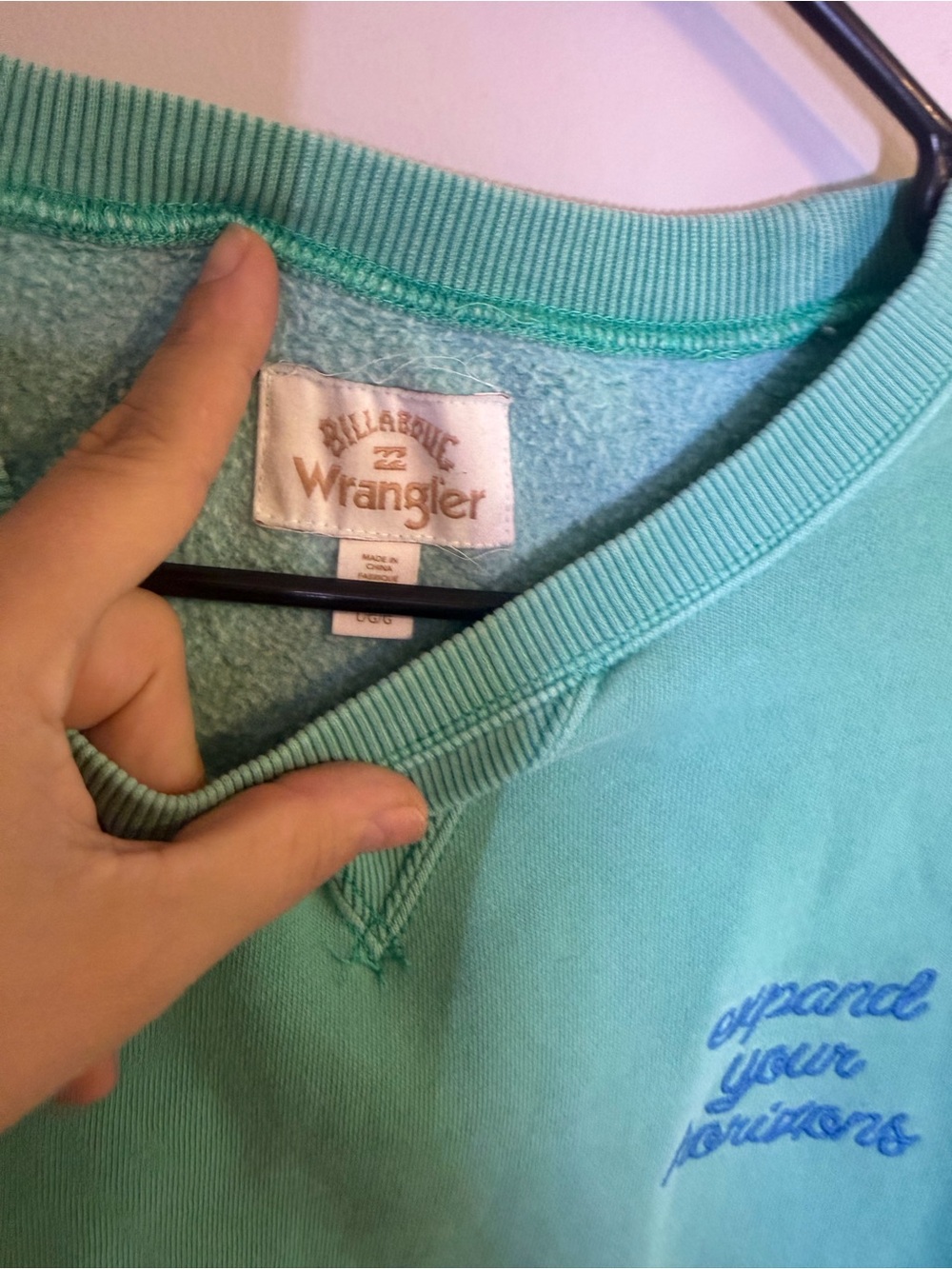 Billabong x Wrangler Mint Green Crewneck with Blue Script - Picture 2 of 8